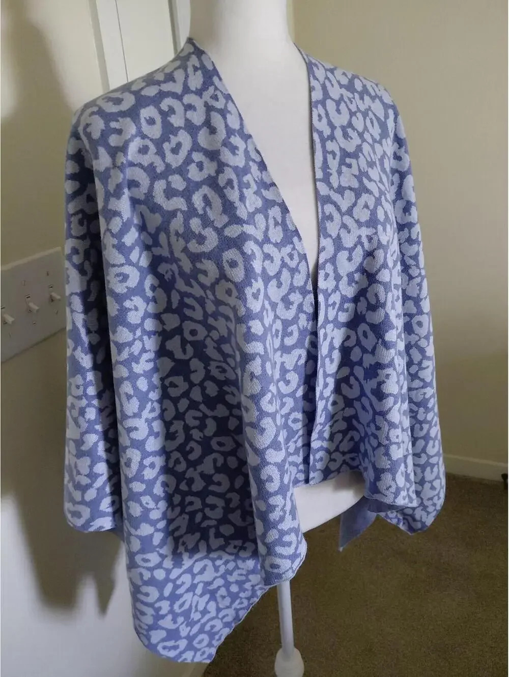 J. McLaughlin Wrap Light Blue EUC One Size